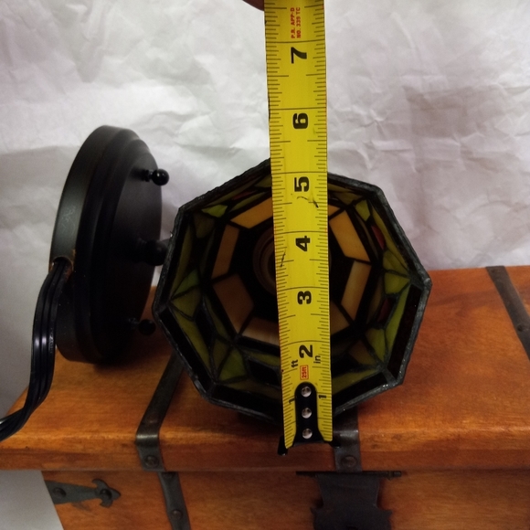 VINTAGE Tiffany Style Wall Lamp - Picture 8 of 11